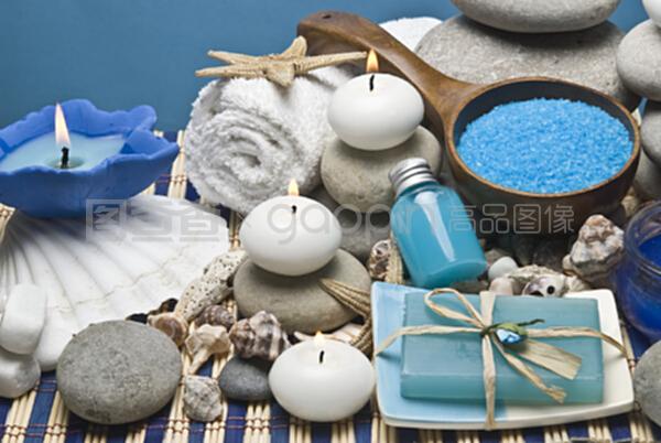 藍(lán)色水療中心的一次性醫(yī)療用品 衛(wèi)生與安全的守護(hù)者